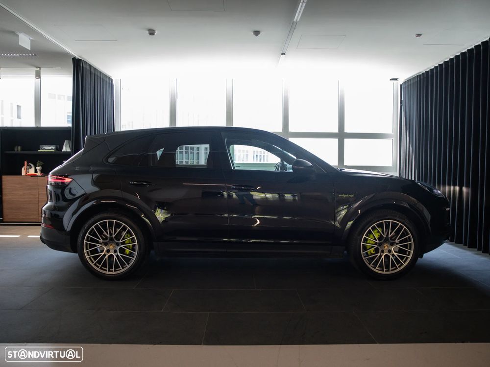 Porsche Cayenne E-Hybrid Platinum Edition - 8