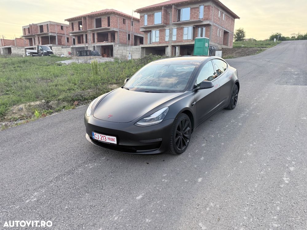 Tesla Model 3 Langstreckenbatterie Allradantrieb Dual Motor - 12