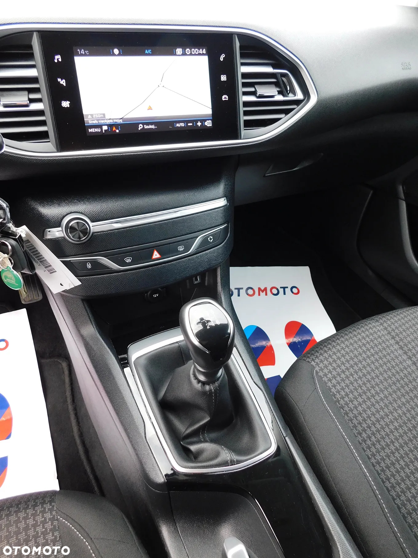 Peugeot 308 SW 1.5 BlueHDi Active S&S - 11
