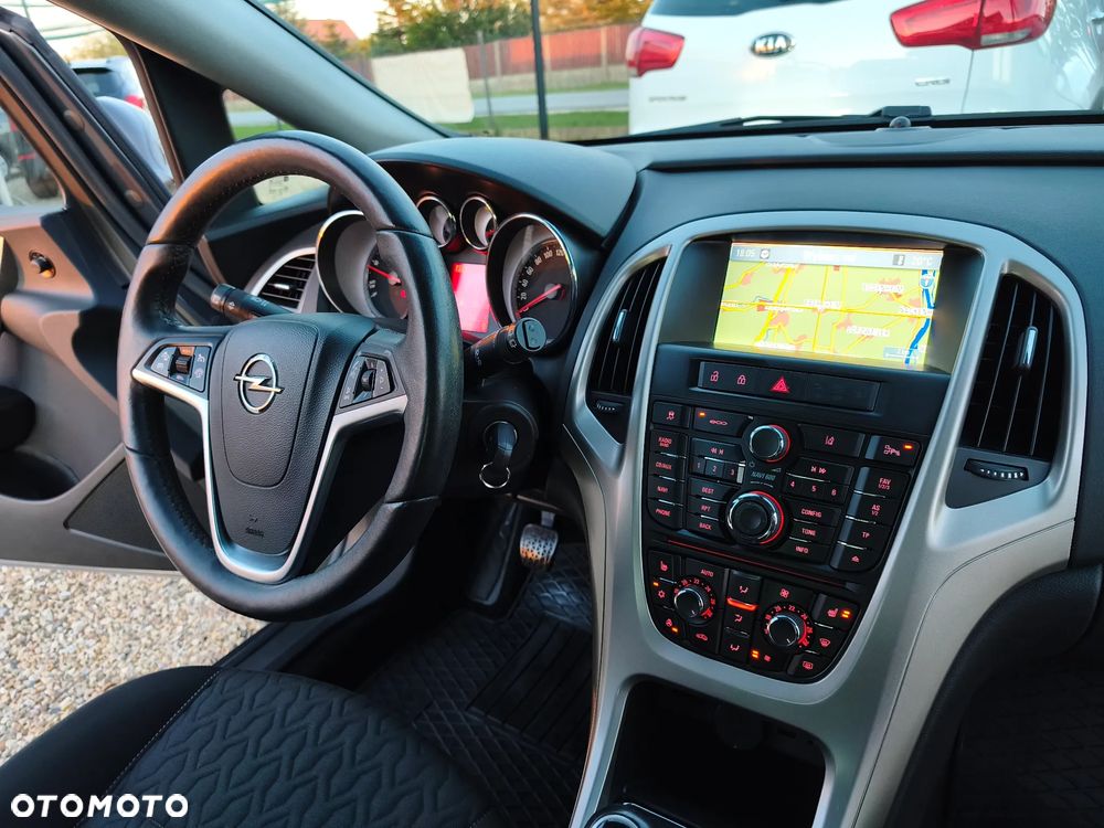 Opel Astra - 11
