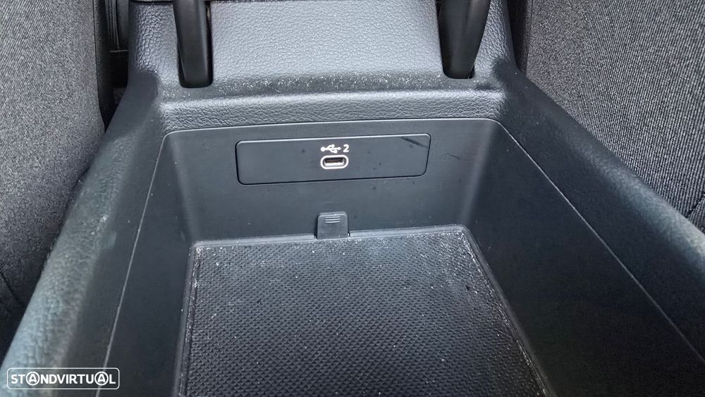 Audi A4 Avant 35 TDI Advanced S tronic - 41