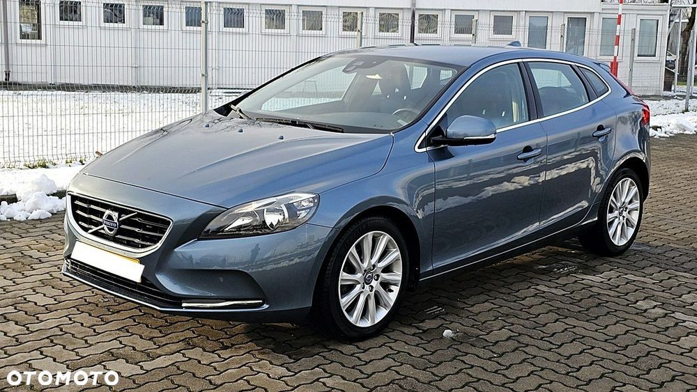 Volvo V40 D2 Momentum - 16