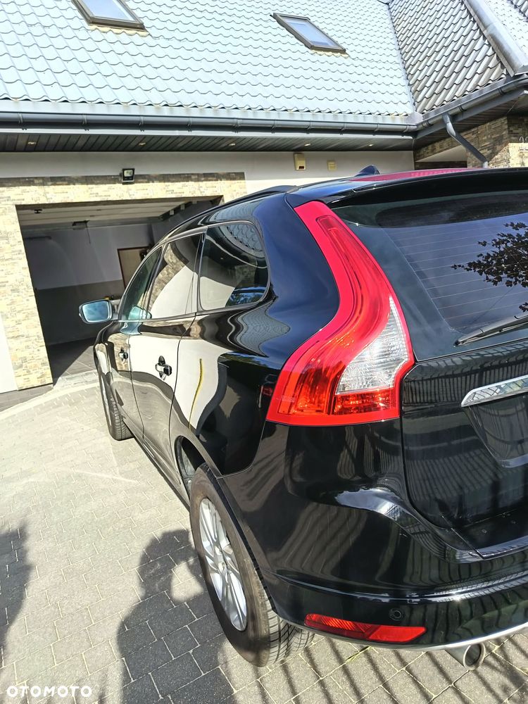 Volvo XC 60 D3 Momentum - 8