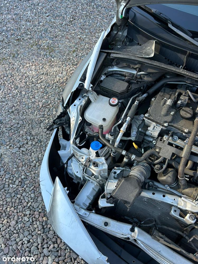 Toyota Corolla 1.8 Comfort - 29