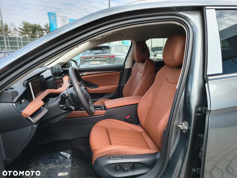 Skoda Superb 2.0 TDI SCR 4x4 L&K DSG - 18