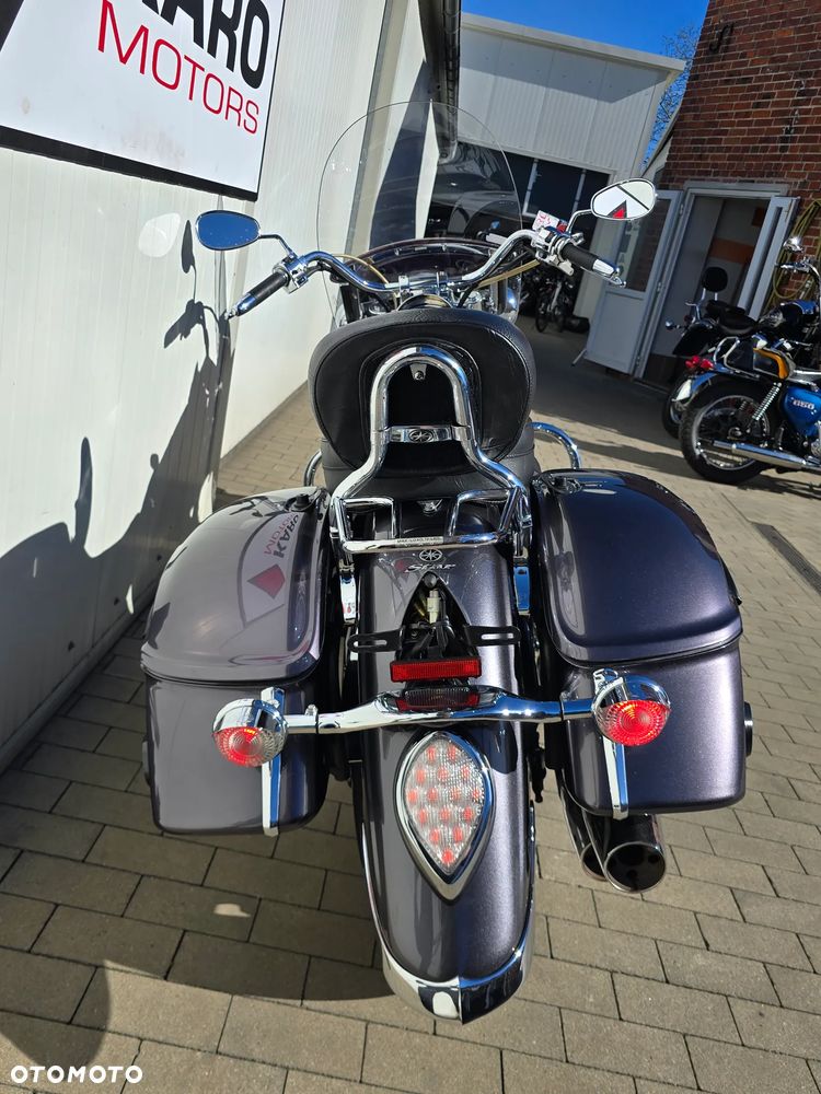 Yamaha Road Star - 8