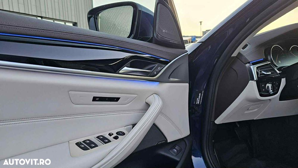 BMW Seria 5 525d Aut. Sport Line - 24