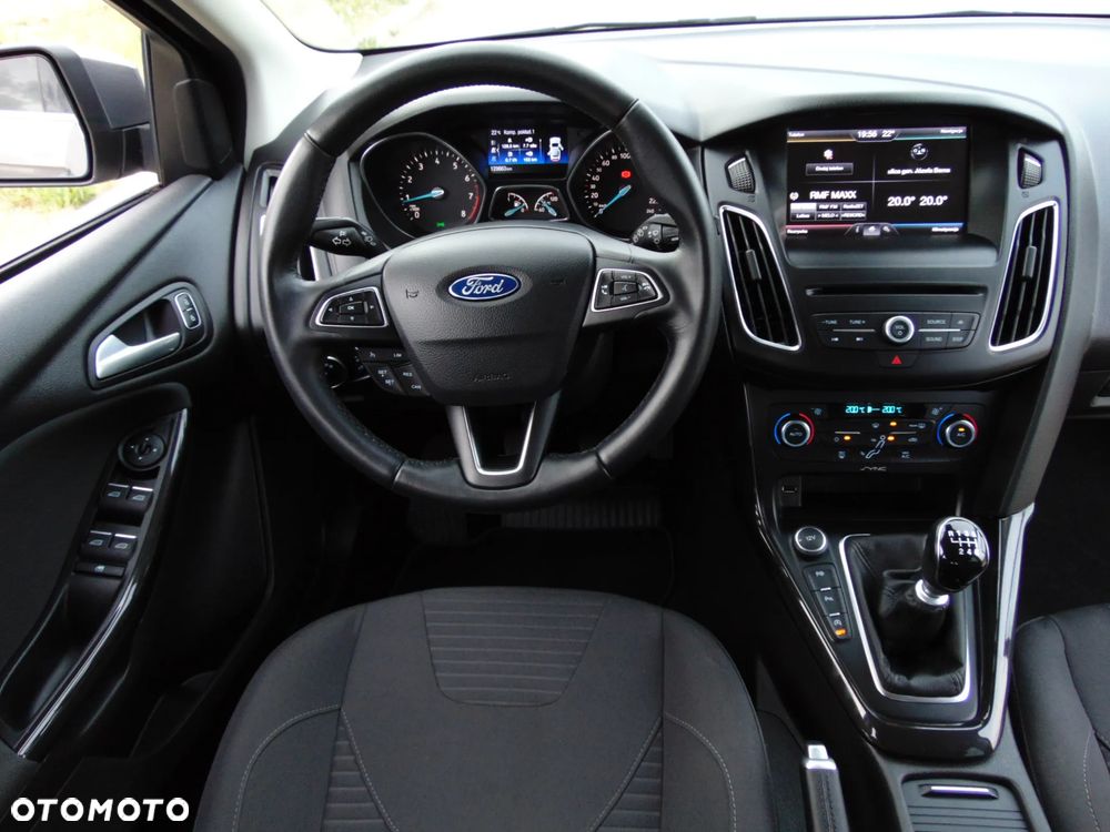 Ford Focus 1.0 EcoBoost Titanium - 7
