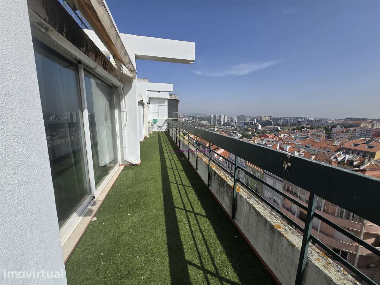 Penthouse T6 com Terraços e vistas panorâmicas em Campolide - Grande imagem: 4/60