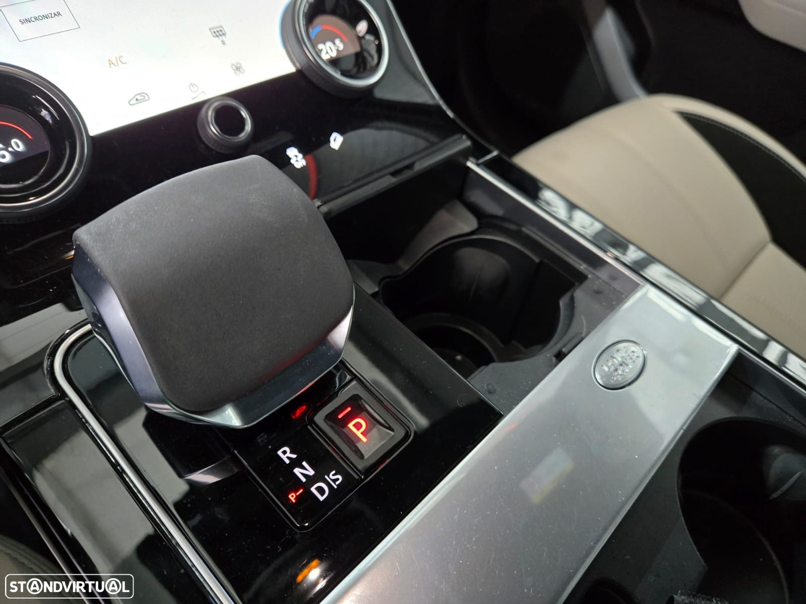 Land Rover Range Rover Velar 2.0 P400e AWD R-Dynamic S - 19