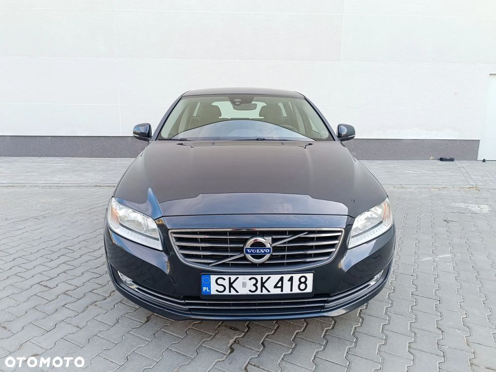 Volvo V70 2015 photo 2
