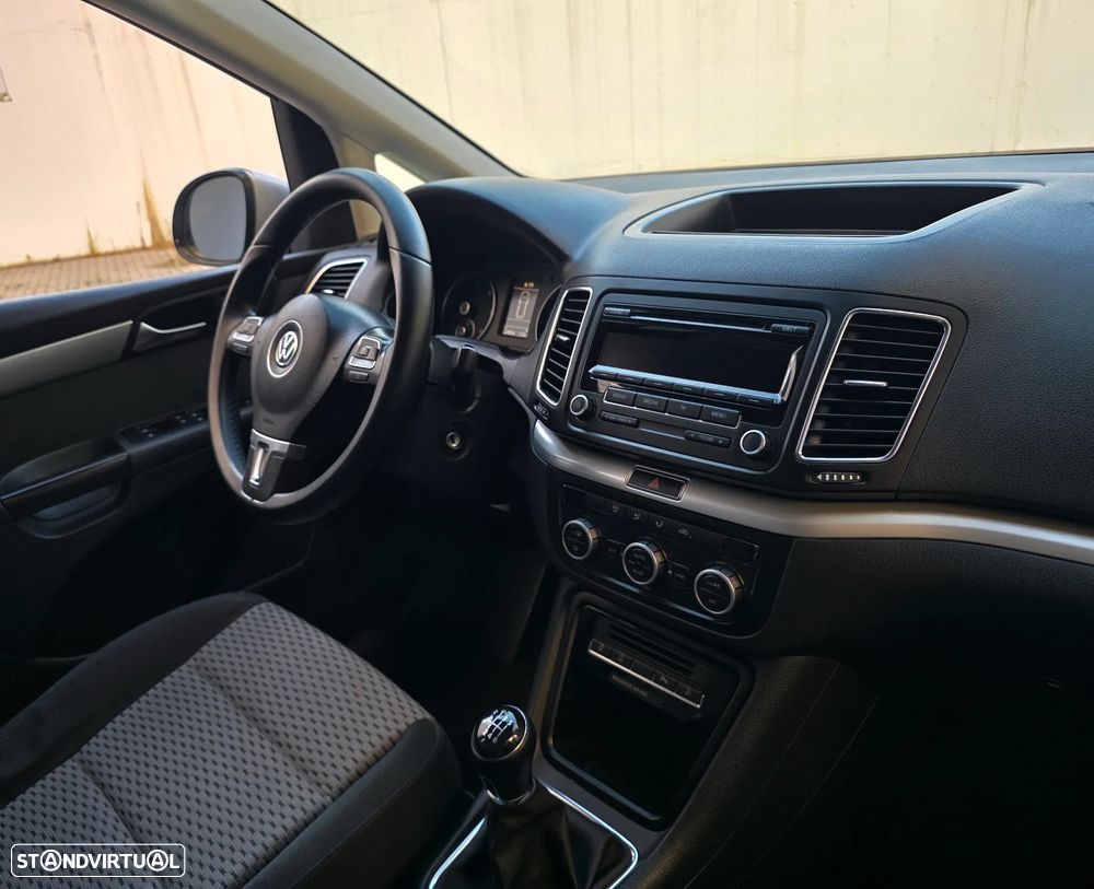 VW Sharan 2.0 TDI Confortline - 44