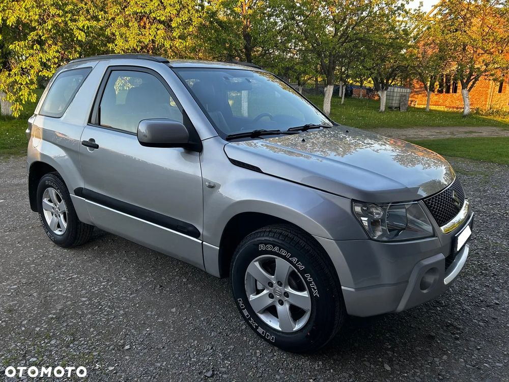 Suzuki Grand Vitara 1.6 - 11