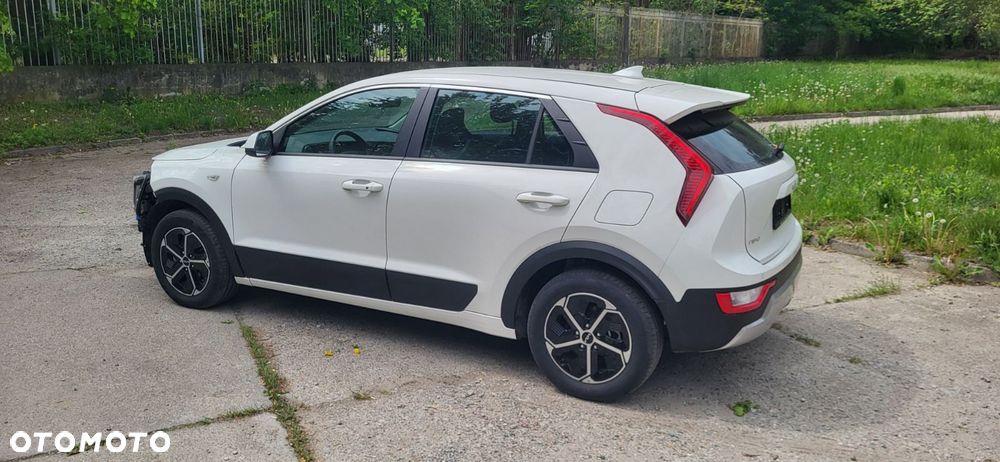 Kia Niro 1.6 GDI Hybrid L - 6