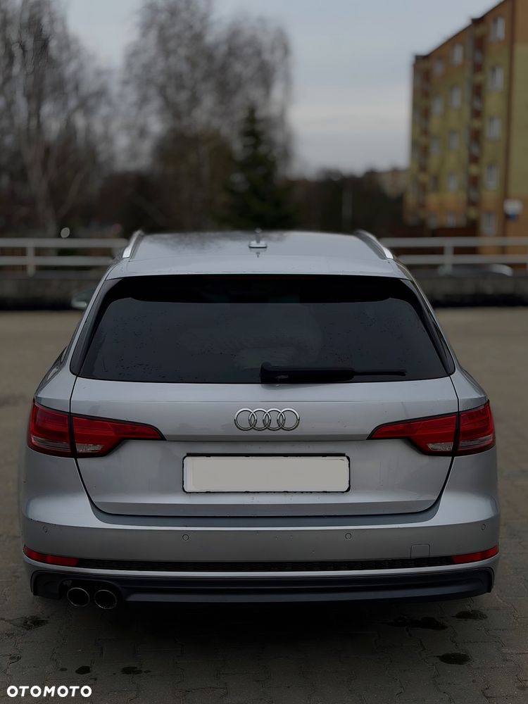 Audi A4 Avant - 4
