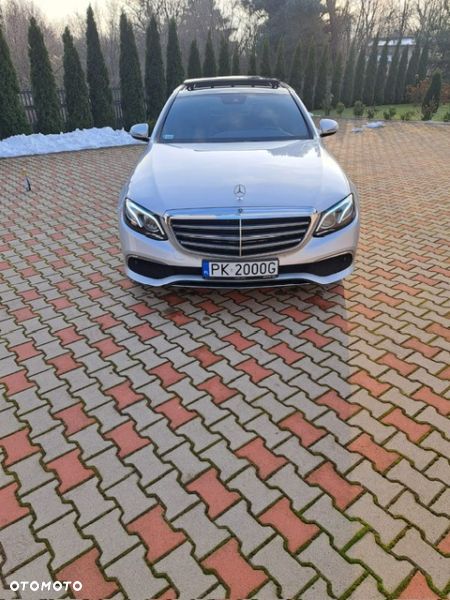 Mercedes-Benz Klasa E 220 d 4-Matic Business Edition 9G-TRONIC - 1