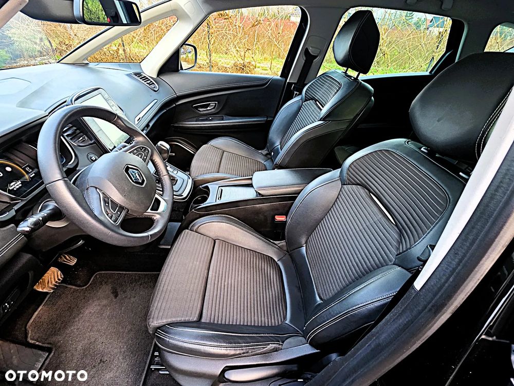 Renault Scenic BLUE dCi 120 EDC BOSE EDITION - 18