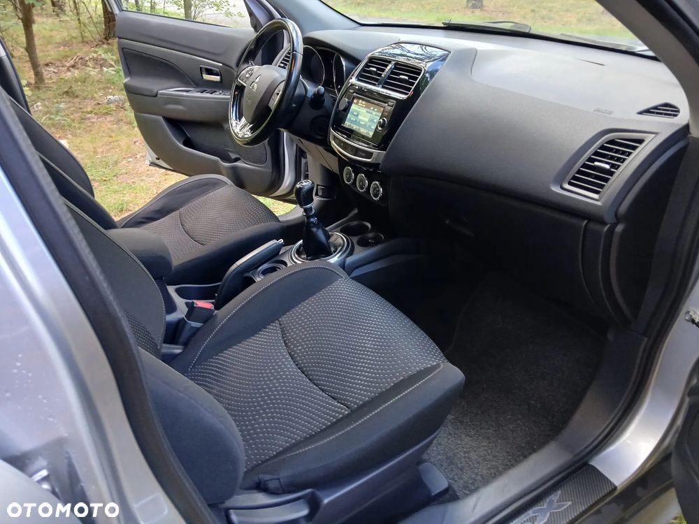 Mitsubishi ASX 1.6 DI-D 2WD Plus - 9