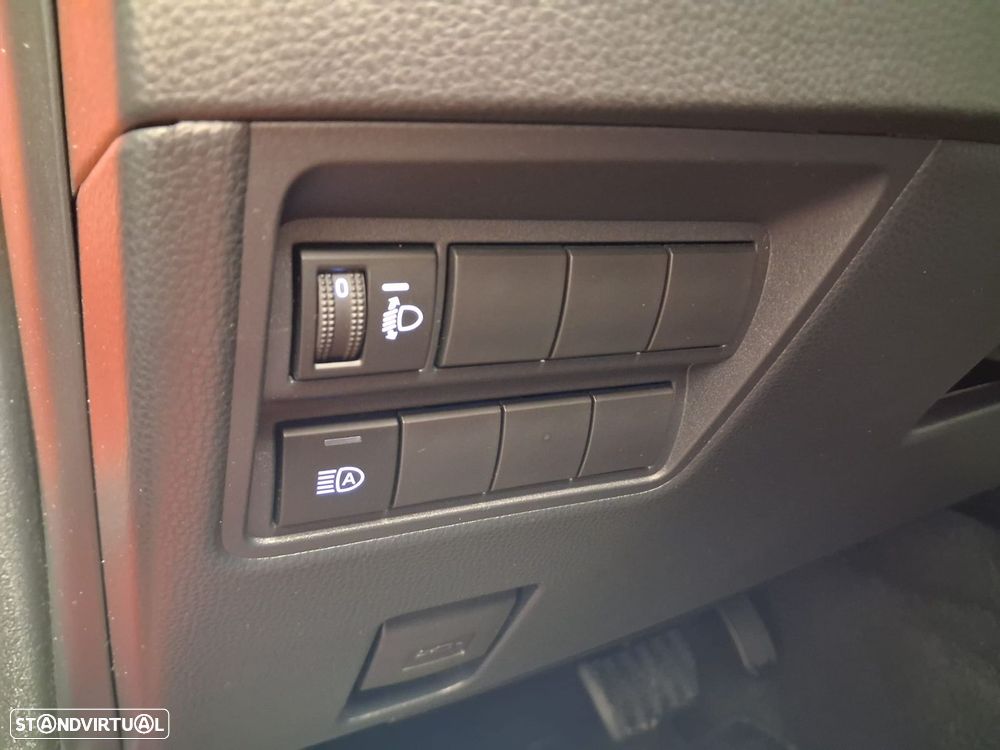 Toyota Yaris Cross 1.5 HDF Comfort Plus - 24