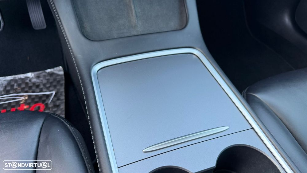 Tesla Model 3 Long-Range Dual Motor AWD - 37