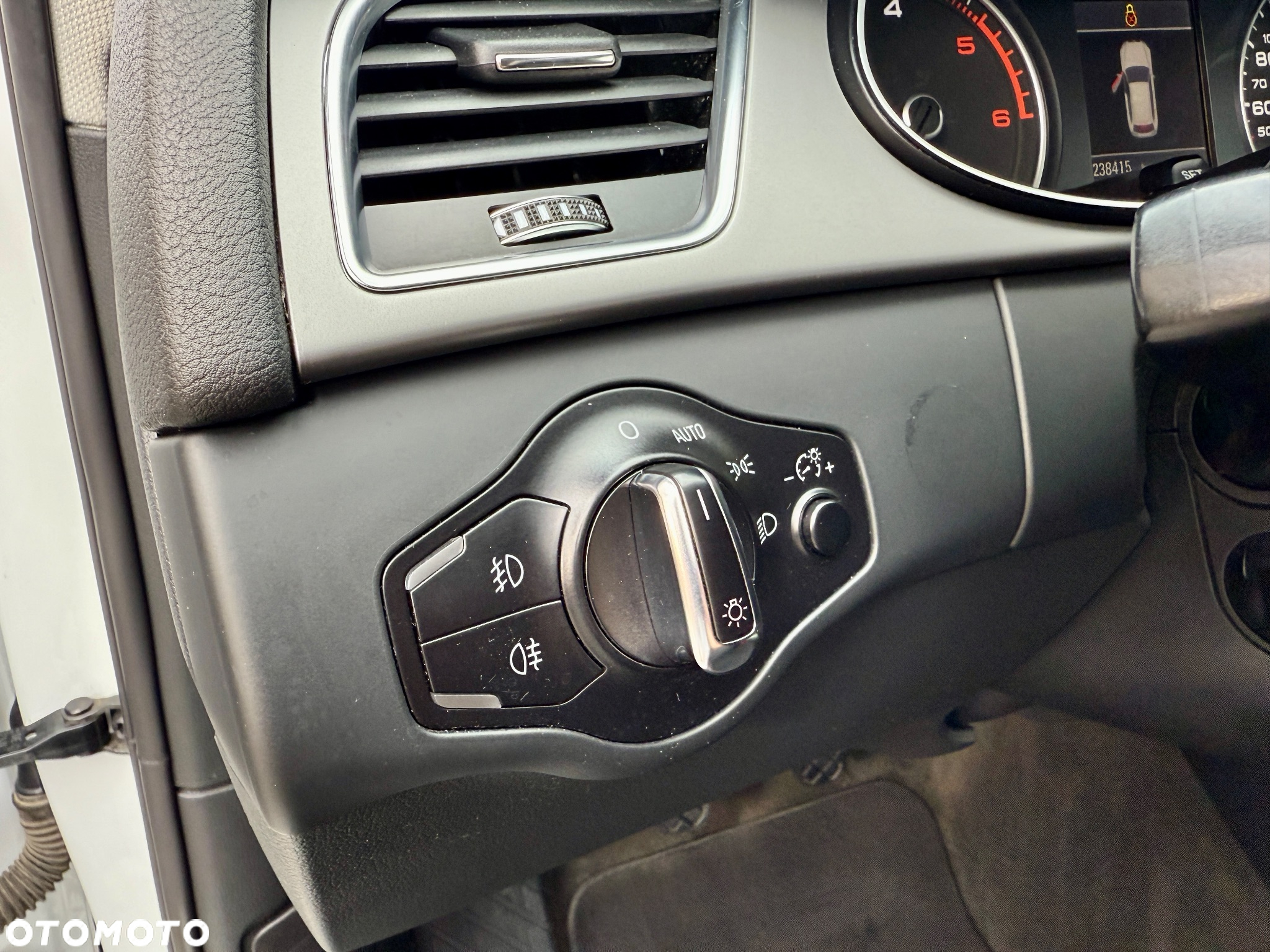 Audi A4 Avant 2.0 TDI - 32