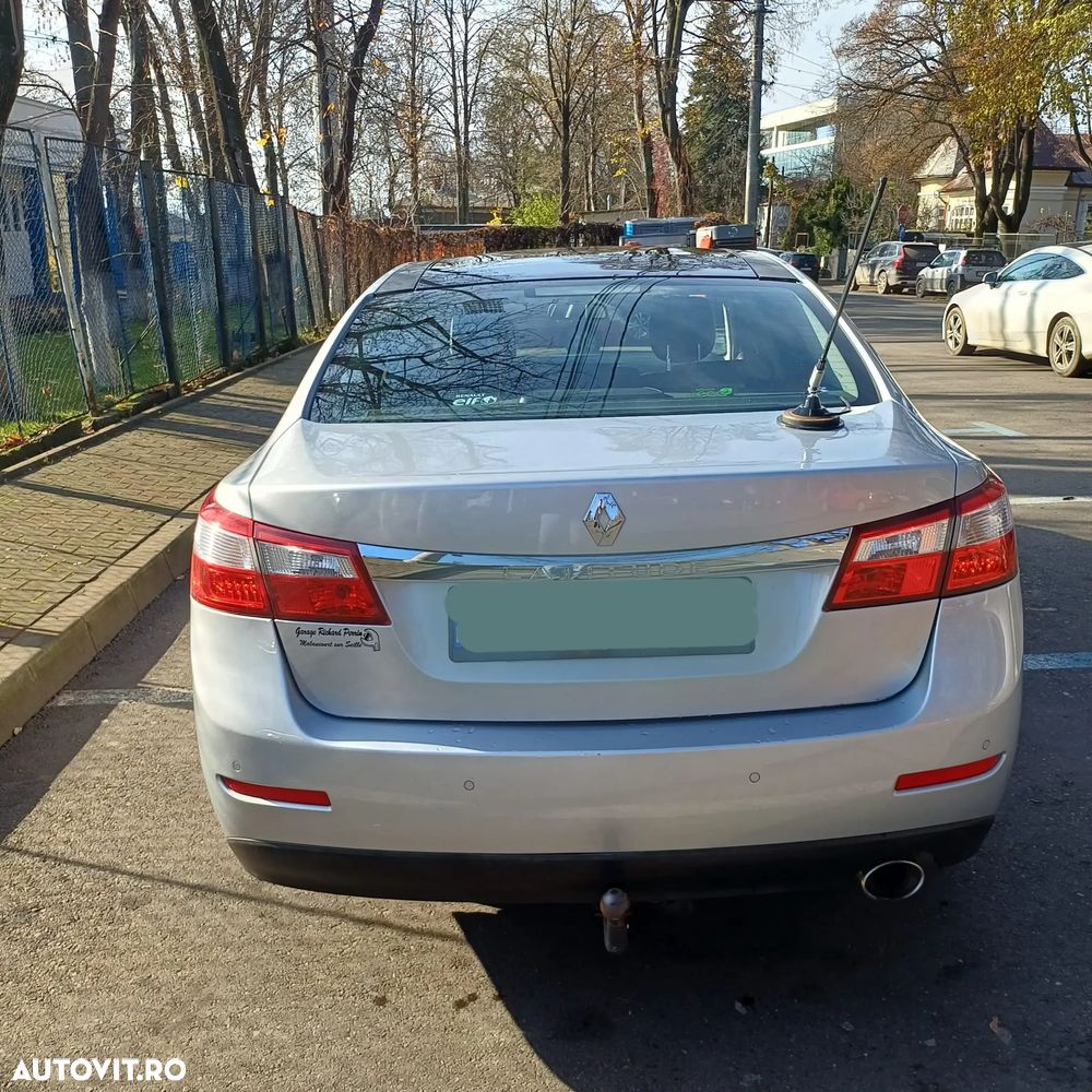 Renault Latitude - 4