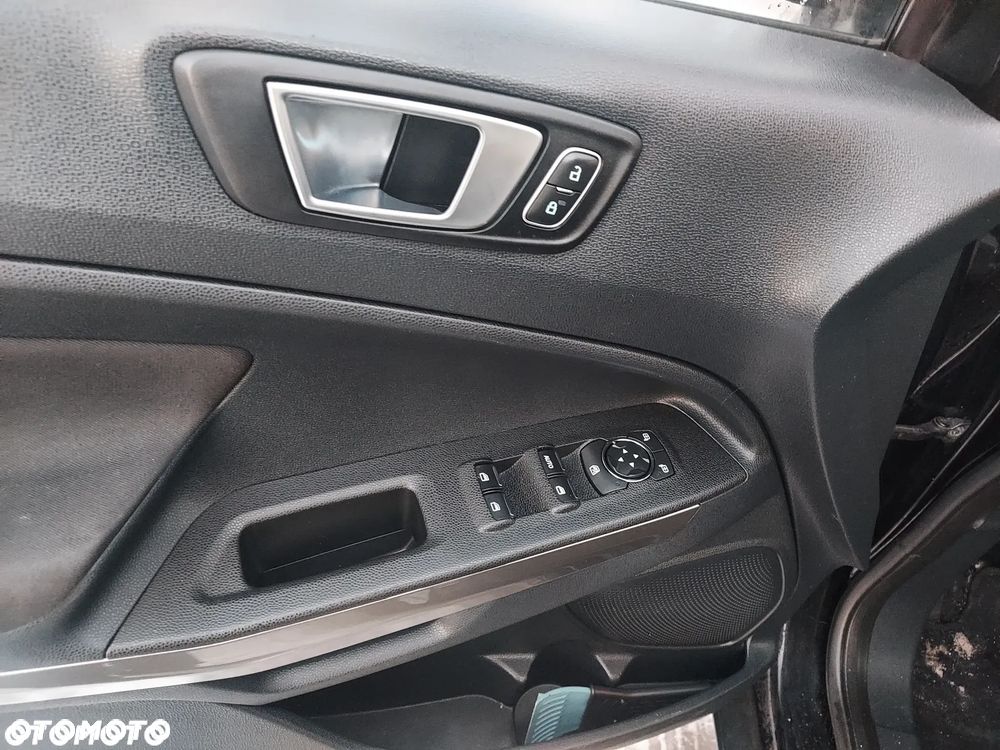 Ford EcoSport - 3