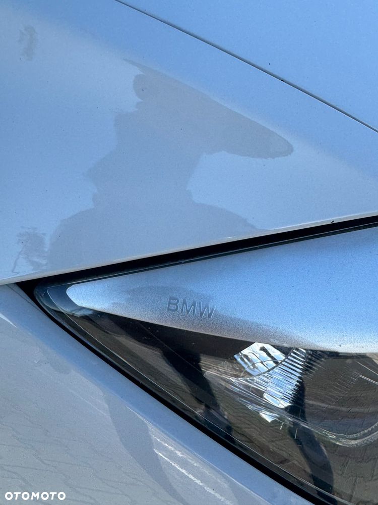 BMW Seria 3 318d Sport Line - 11