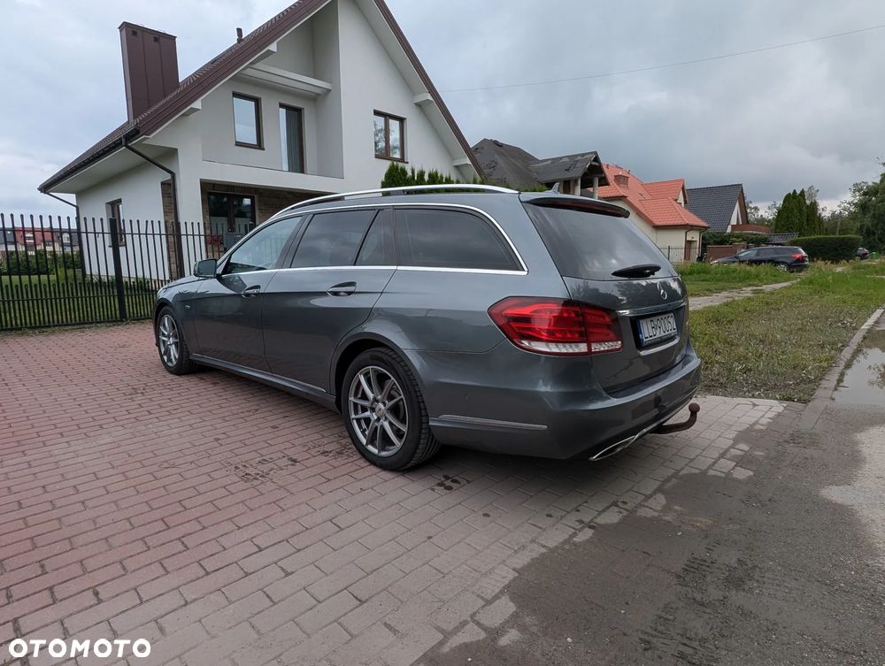 Mercedes-Benz Klasa E 200 BlueTEC 7G-TRONIC Avantgarde - 4