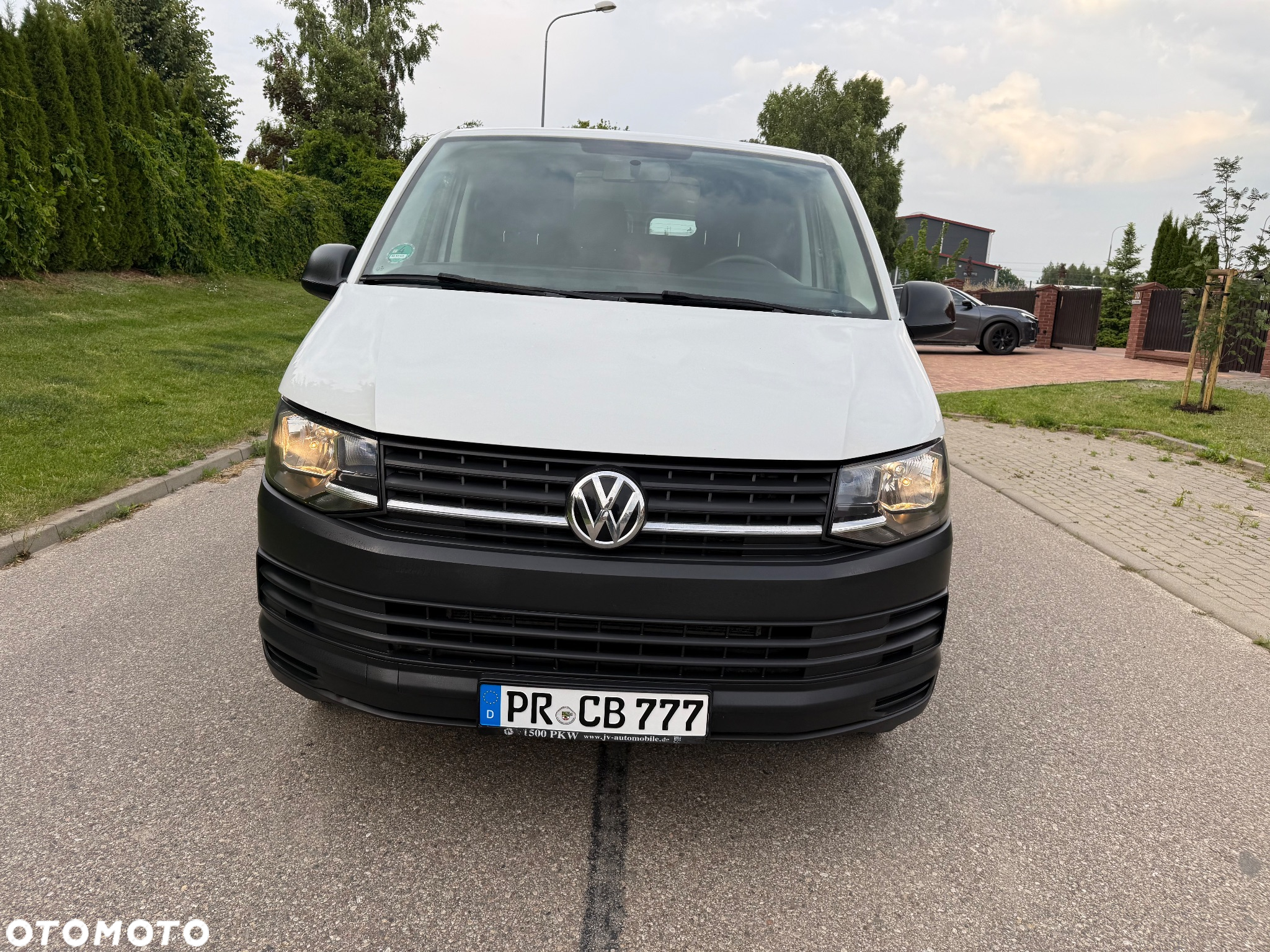 Volkswagen Transporter - 8