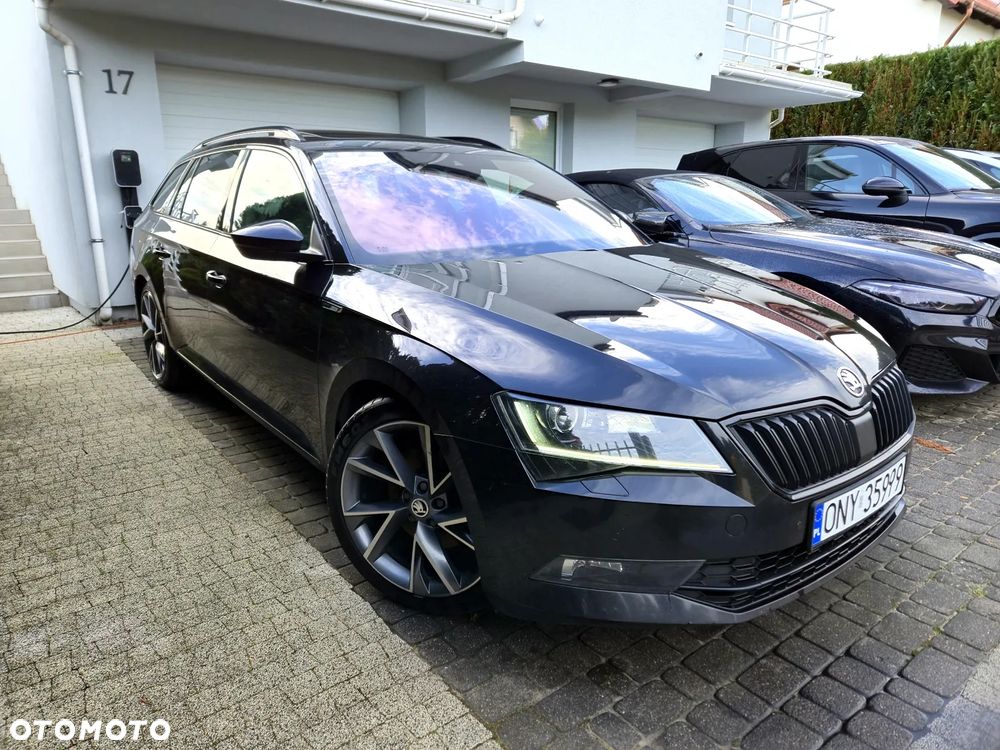 Skoda Superb 2.0 TDI 4x4 Sportline DSG - 2