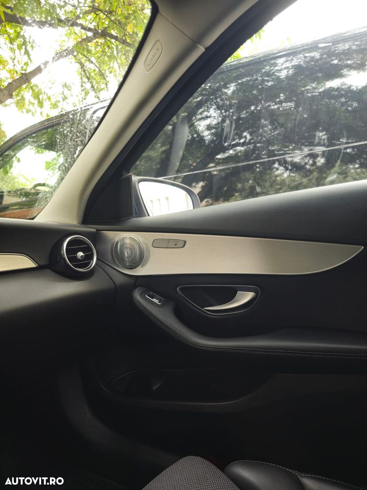 Mercedes-Benz C - 13