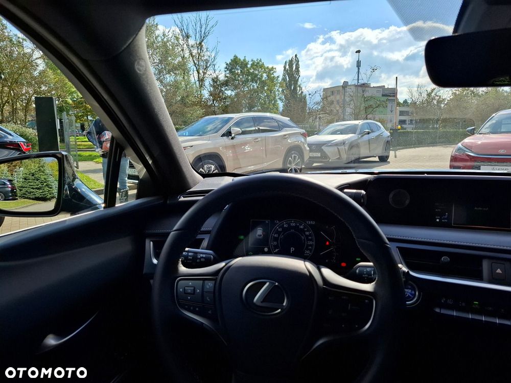 Lexus UX 250h GPF Business Edition 2WD - 29