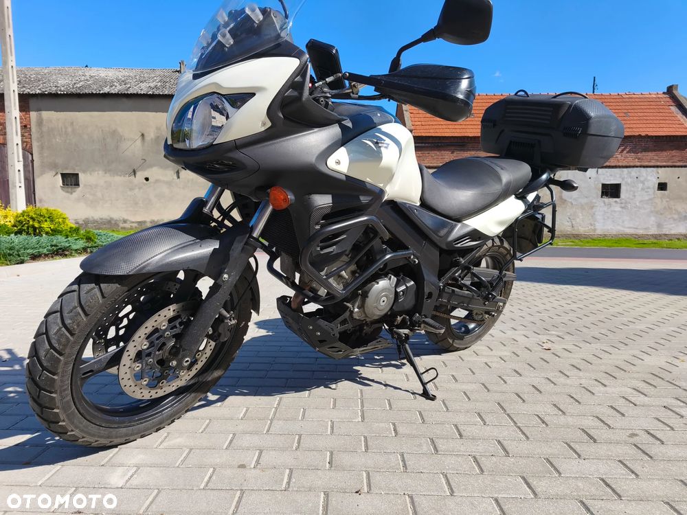 Suzuki V-STROM - 8