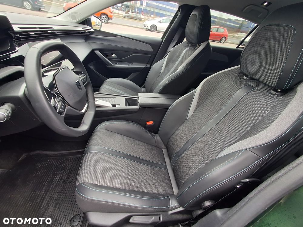 Peugeot 308 1.2 PureTech Allure S&S EAT8 - 22