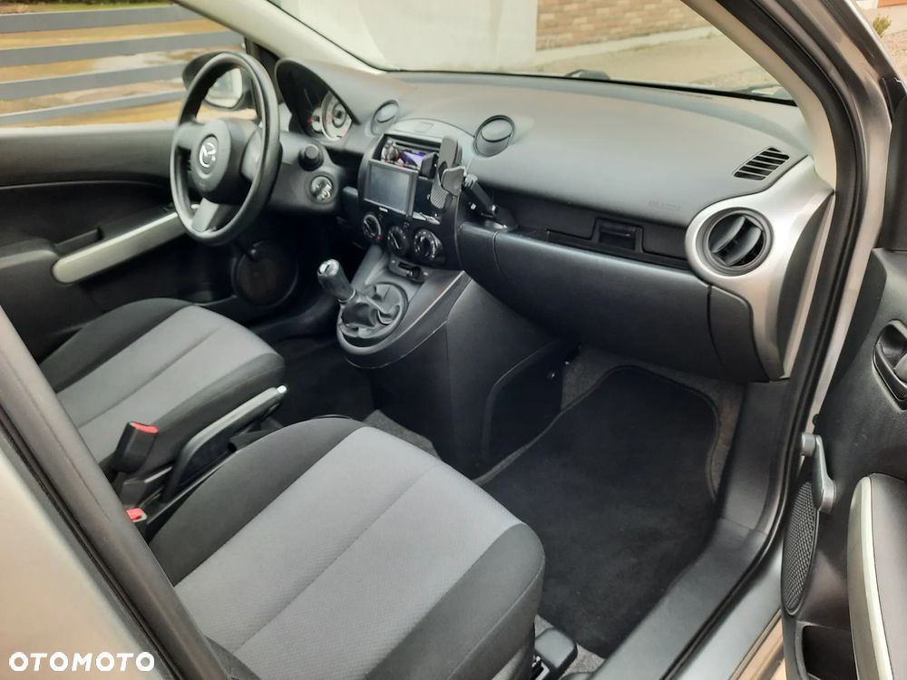 Mazda 2 1.3 90th Anniversary - 13