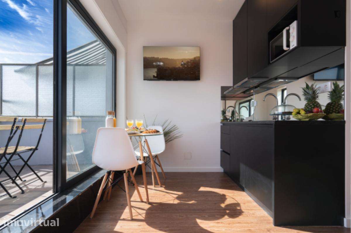Apartamento com 1 quartos - localizado em Sé Porto - Grande imagem: 5/14