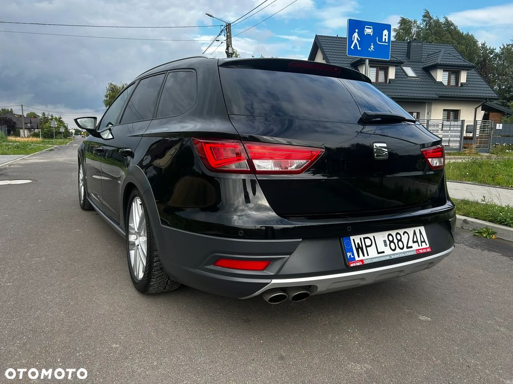Seat Leon Sportstourer 2.0 TDI Start&Stop 4Drive X-Perience - 2