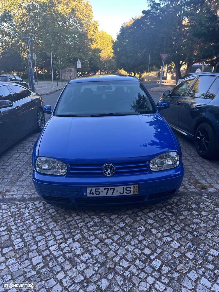 VW Golf - 6