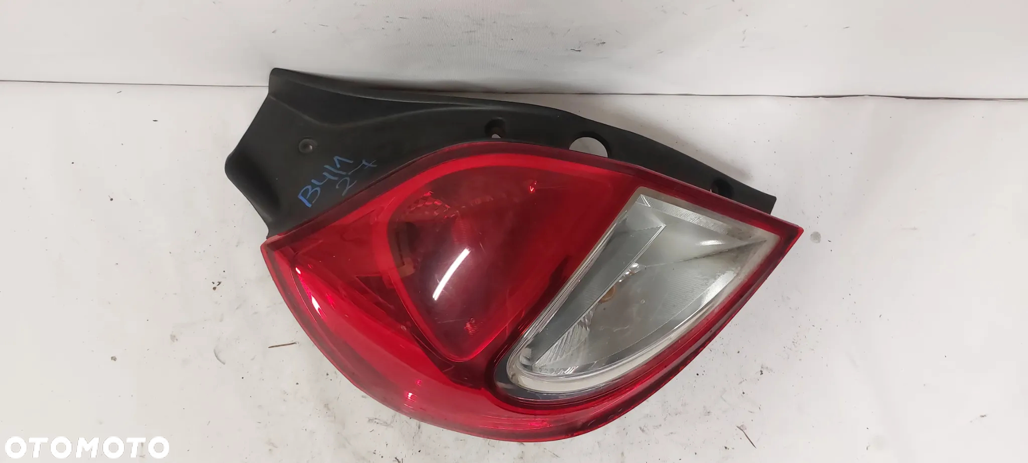 .  LAMPA TYL TYLNA LEWA RENAULT CLIO 3 HB LIFT - 2