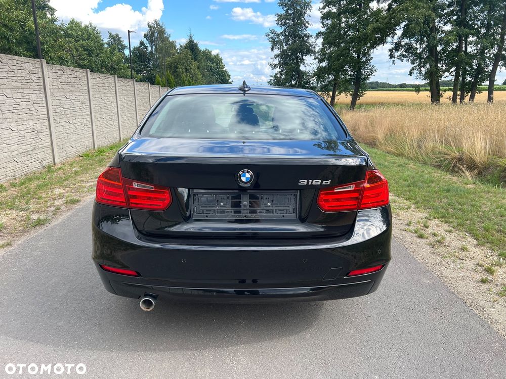 BMW Seria 3 318d - 9