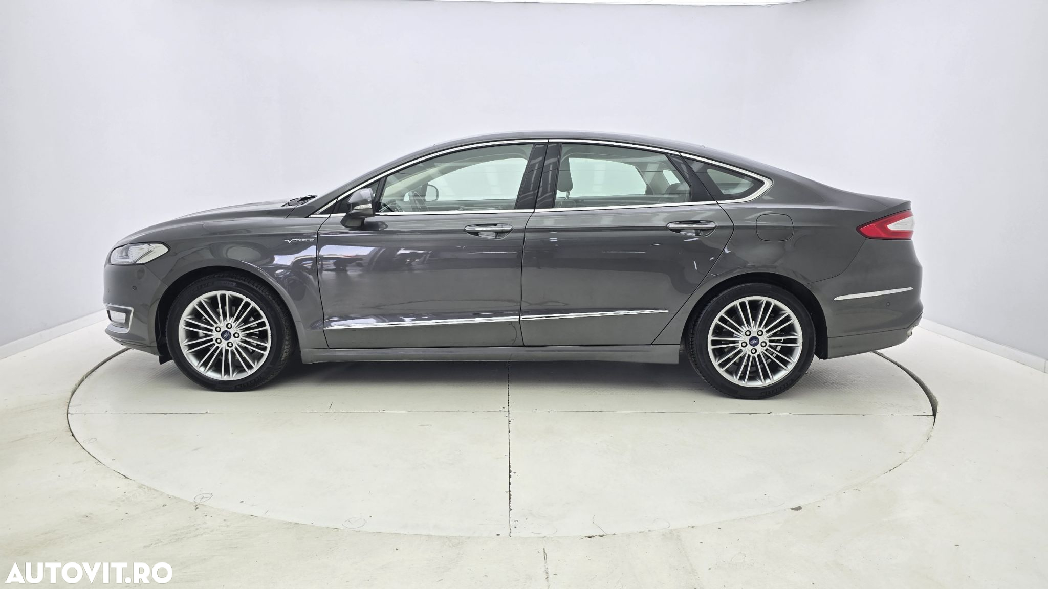 Ford Mondeo - 9