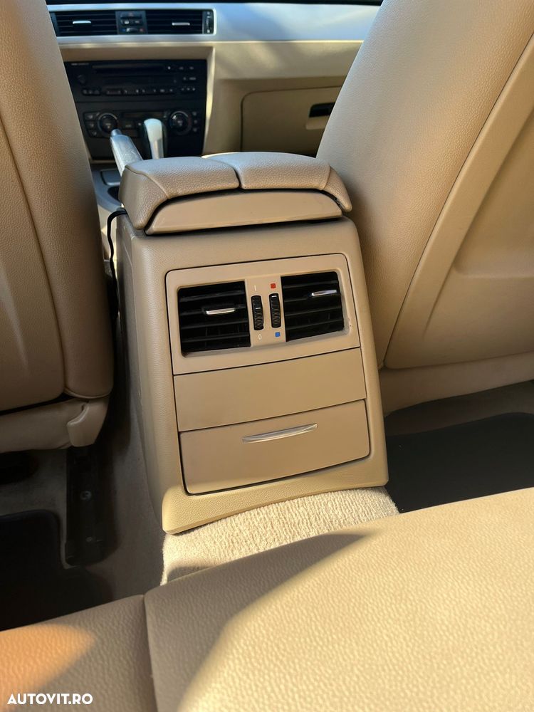 BMW Seria 3 320i Aut. - 5