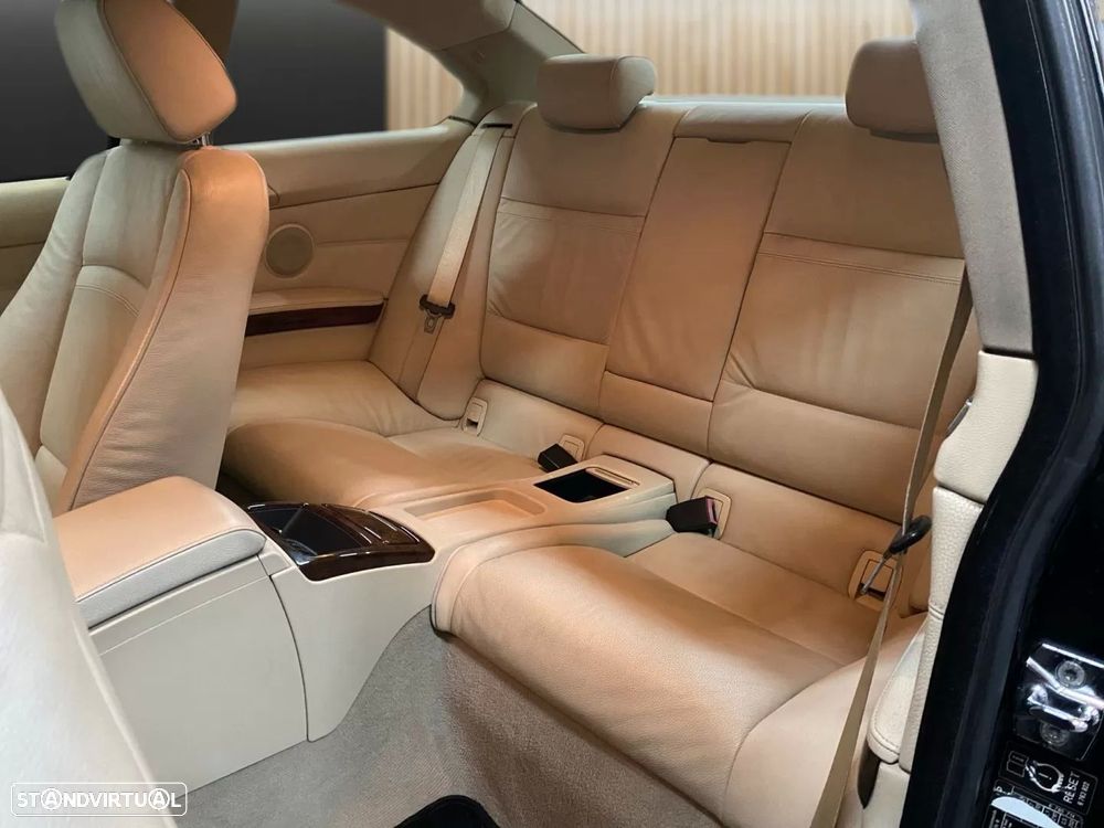 BMW 320 d Coupe - 18