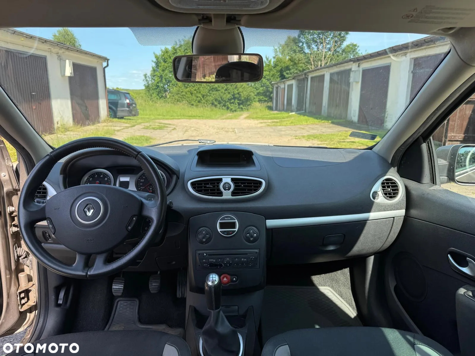 Renault Clio 1.2 16V Authentique Euro5 - 12