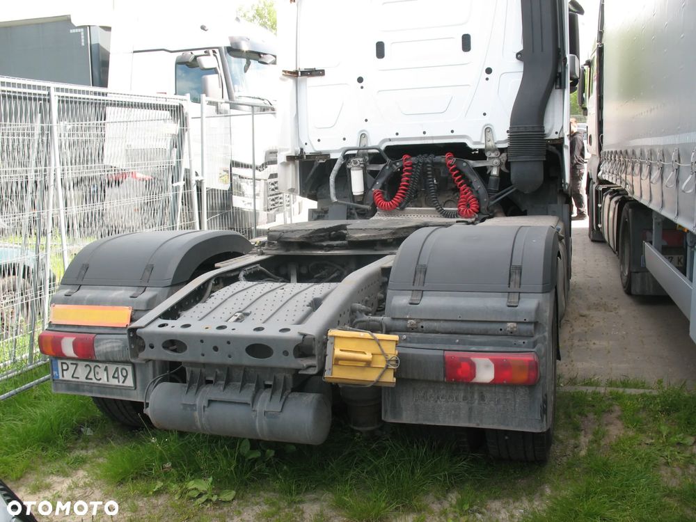 Mercedes-Benz ACTROS - 3