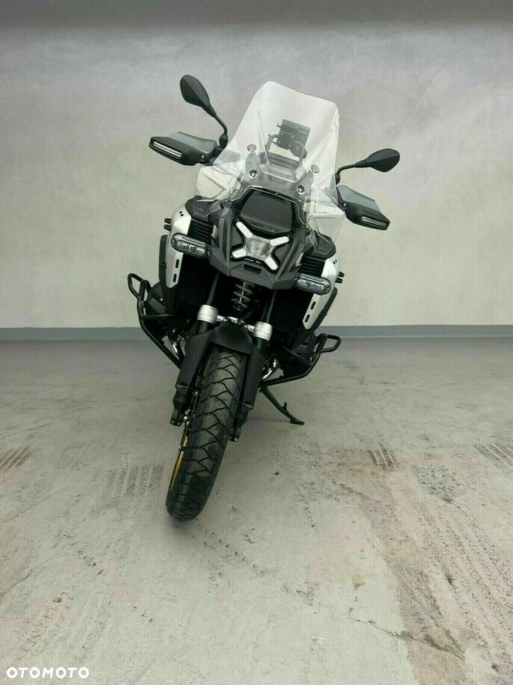 BMW R - 6