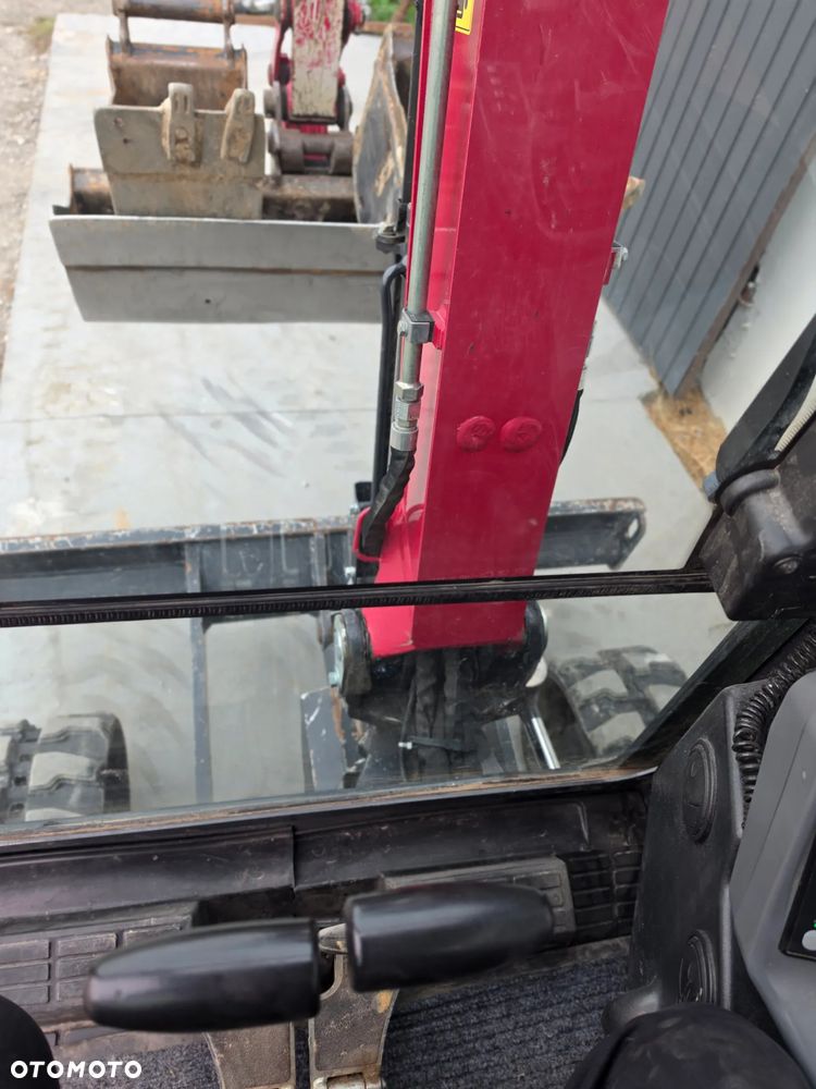 Yanmar SV26 - 3