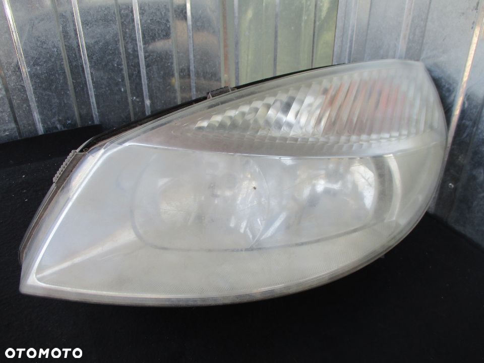 Lampa przednia lewa reflektor lewy Renault Scenic 2 Europa - 1