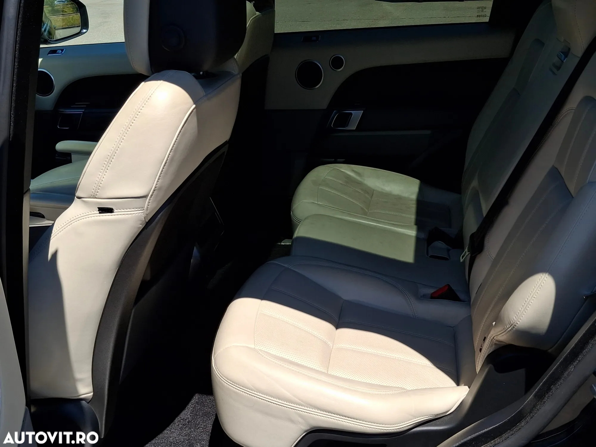 Land Rover Range Rover Sport - 11